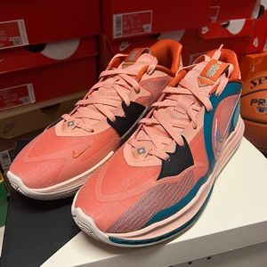 ⚡️Flash Sale ⚡️Kyrie Low 5